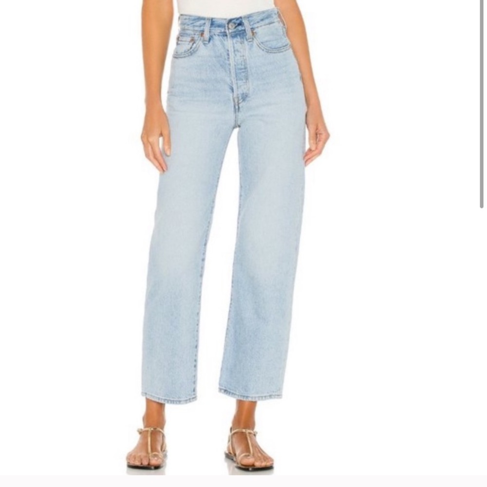 Size 29 Levi jeans